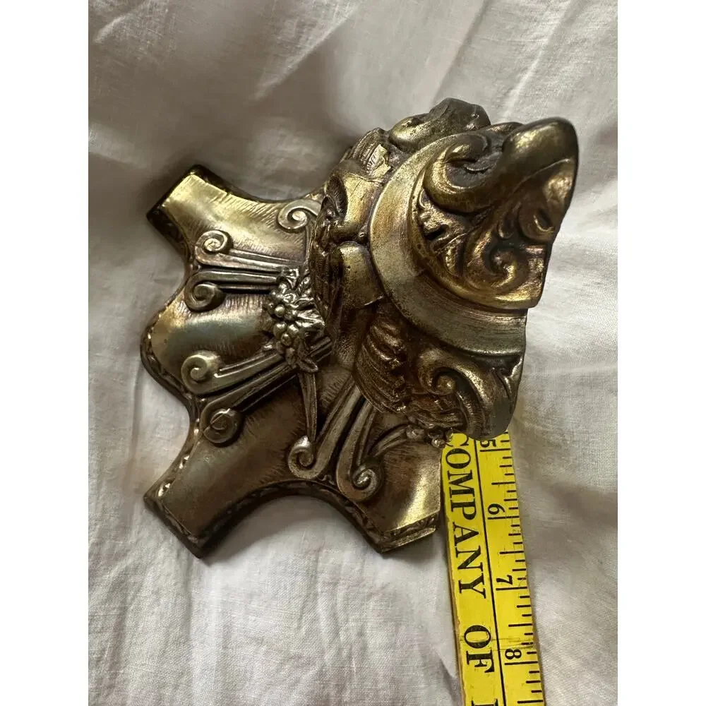 Italian Style Gilded Ornate Bracket Accent Wall Shelf Mid Century sconce